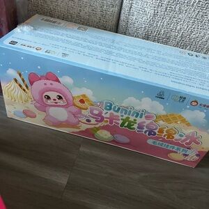 Bunini blind boxes plush toy brand new case!